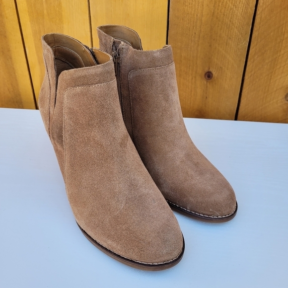 LUCKY BRAND SUEDE ANKLE WEDGE BOOTIES SZ 10 - Picture 2 of 16